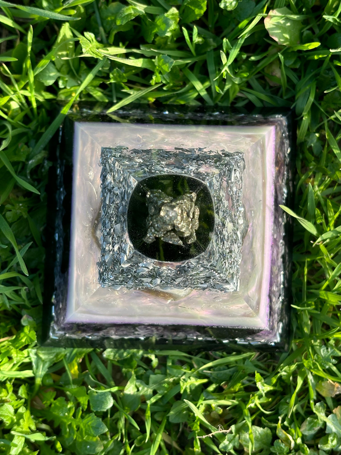 Cosmic Protection Orgonite Pyramid with Obsidian & Amethyst to Elevate your Spiritual Journey