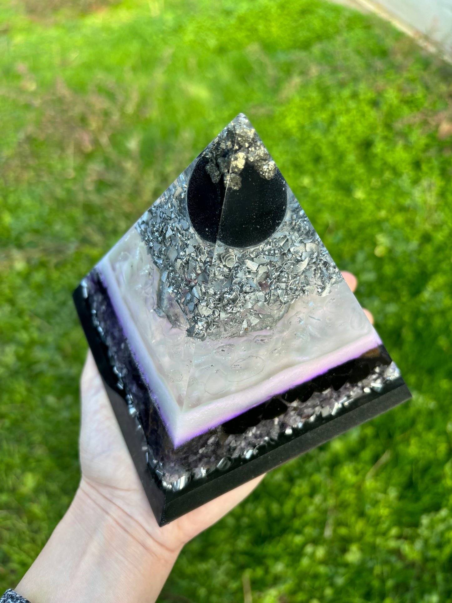 Cosmic Protection Orgonite Pyramid with Obsidian & Amethyst to Elevate your Spiritual Journey