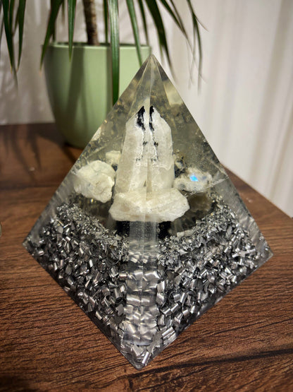 Connect with your Divine Feminine Light Orgonite Pyramid with Moonstone and Selenite