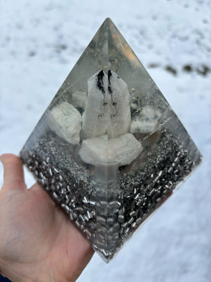 Connect with your Divine Feminine Light Orgonite Pyramid with Moonstone and Selenite