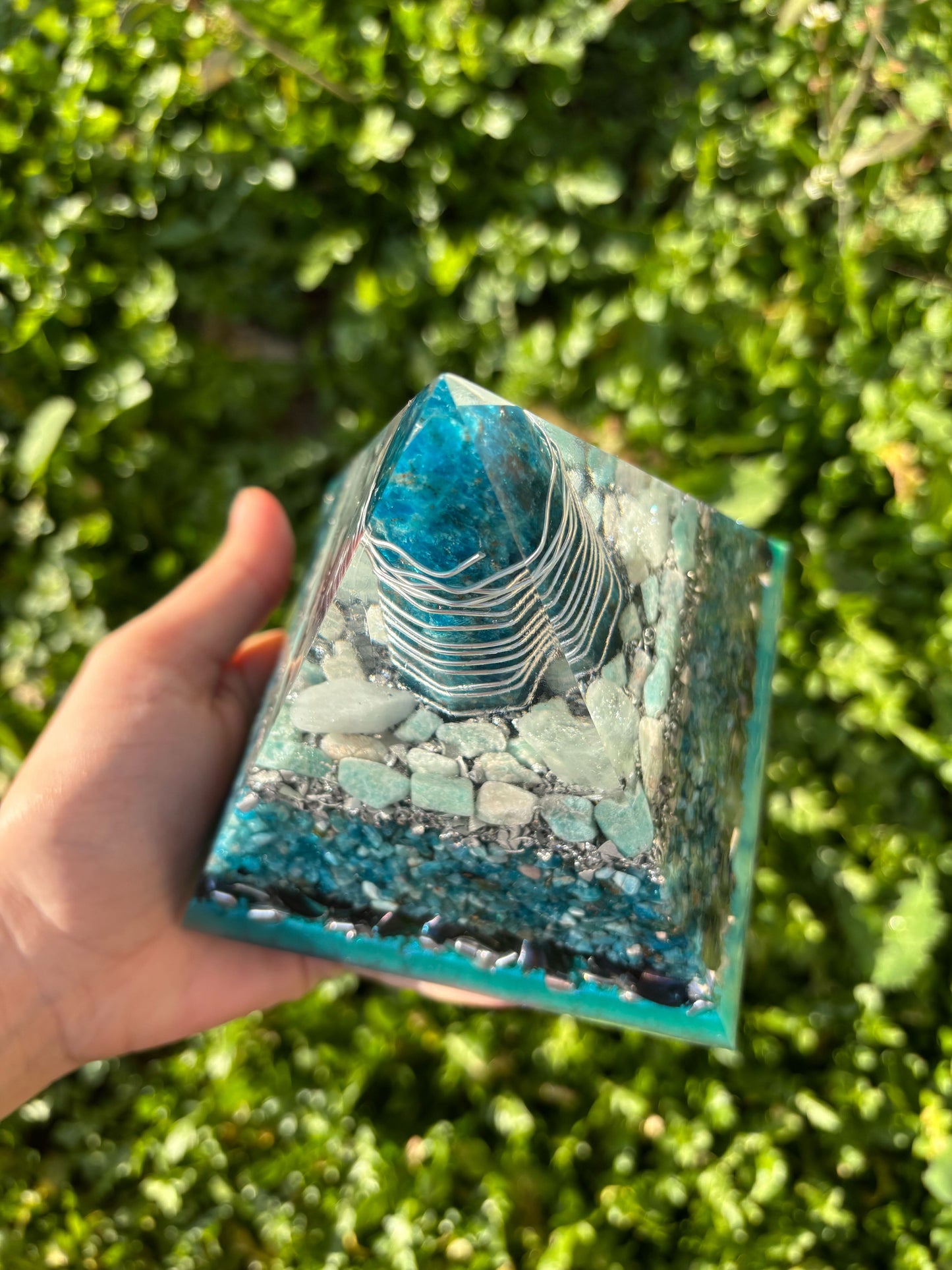 Manifestation Portal Orgonite Pyramid with Blend of Blue Apatite, Aquamarine and Amazonite