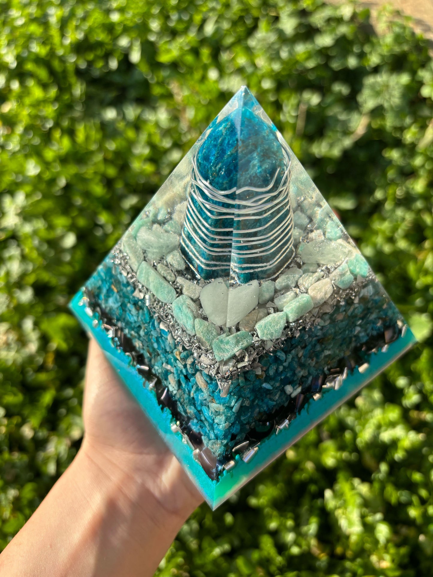 Manifestation Portal Orgonite Pyramid with Blend of Blue Apatite, Aquamarine and Amazonite