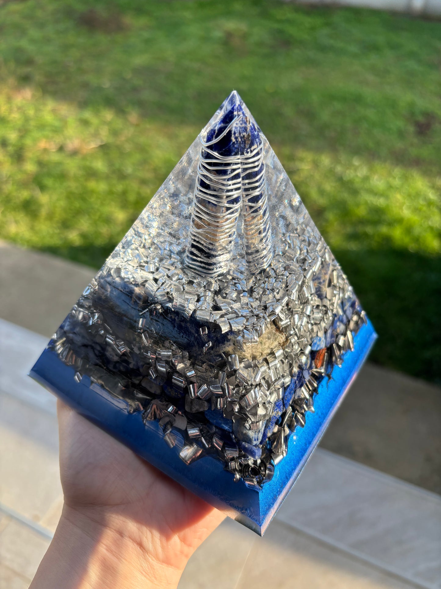 Portal to Wisdom & Truth Orgonite Pyramid with Sodalit & Lapis Lazuli