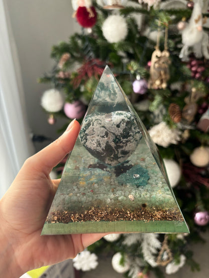 Connected to Earth Orgonite Pyramid with Agate Moss and Green Aventurine for Grounding, Growth and Abundance