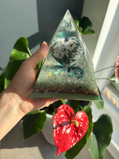 Connected to Earth Orgonite Pyramid with Agate Moss and Green Aventurine for Grounding, Growth and Abundance