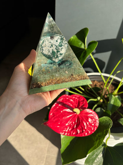 Connected to Earth Orgonite Pyramid with Agate Moss and Green Aventurine for Grounding, Growth and Abundance