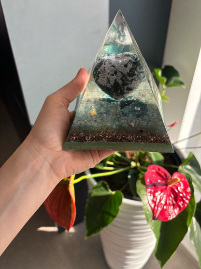 Connected to Earth Orgonite Pyramid with Agate Moss and Green Aventurine for Grounding, Growth and Abundance