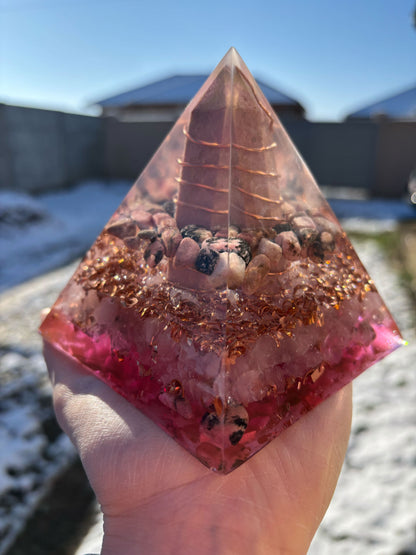 Heart Healer Orgonite Pyramid with Rhodonite and Rose Quartz, Spread Love and Compassion