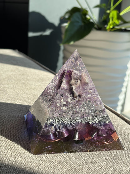 Amethyst Angel Guard Orgonite Pyramid for Peace and Protection