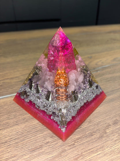 High Vibrational Orgonite Pyramid with Magenta Aura Sphaleryte Obelisk, Rose Quartz, Amethyst, Pyrite, Labradorite and Fluorite