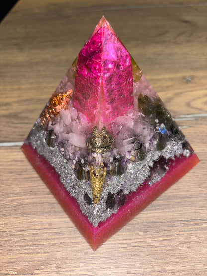 High Vibrational Orgonite Pyramid with Magenta Aura Sphaleryte Obelisk, Rose Quartz, Amethyst, Pyrite, Labradorite and Fluorite