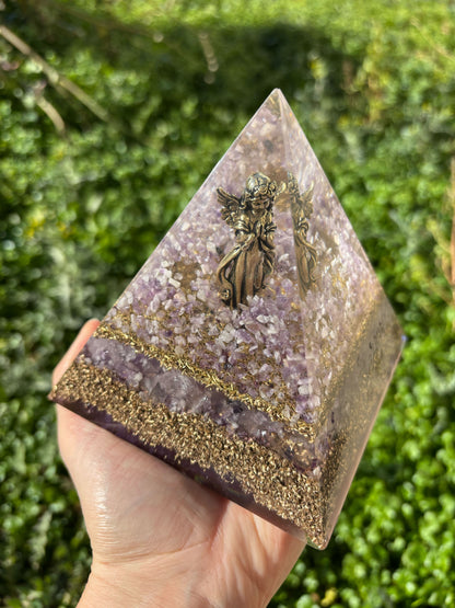 Angel Realm Orgonite Pyramid with Amethyst & Rose Quartz