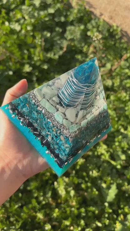 Manifestation Portal Orgonite Pyramid with Blend of Blue Apatite, Aquamarine and Amazonite