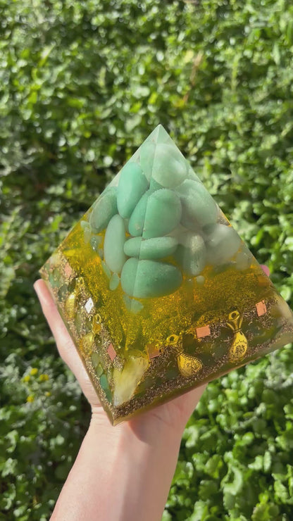 Unlock Success and Financial Abundance with this Orgone Tree Pyramid made of Green Aventurine & Citrine gemstones